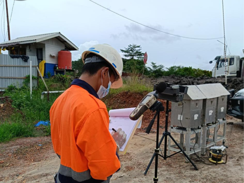 KEBISINGAN